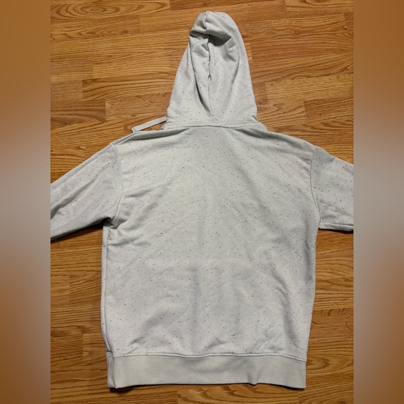 Cozy White Hoodie - Picture 4 of 4